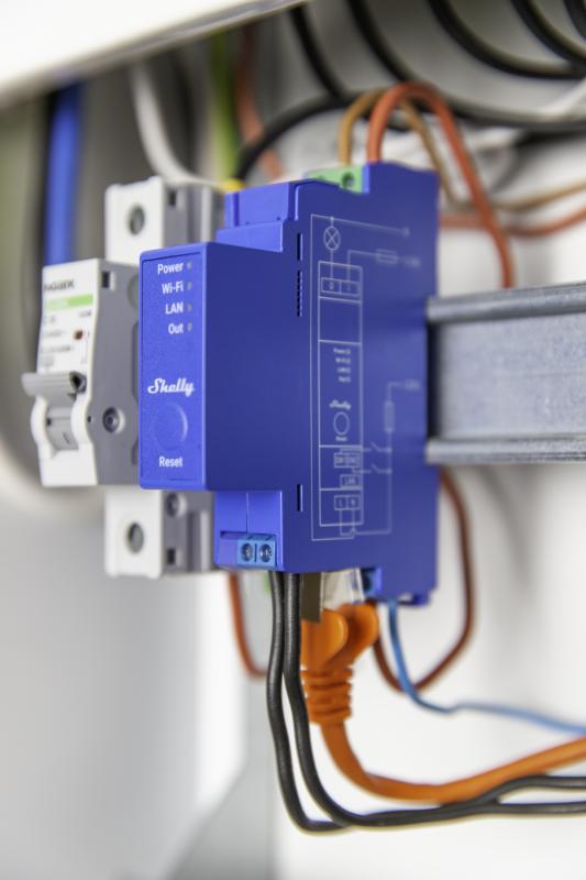 Pro 1 - Relais - max. 16A - 1 Fase - 1 Kanaal - WLAN - LAN - BT